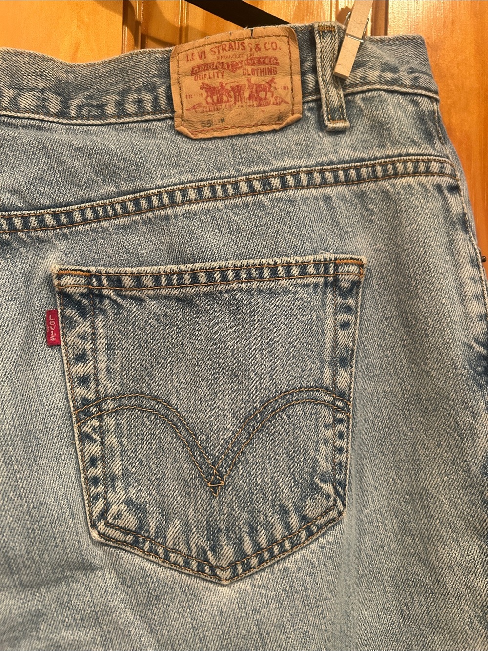 Levi's Women’s Pale Blue Relaxed Fit Denim Jeans